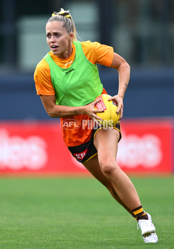 AFLW 2024 Second Semi Final - Hawthorn v Port Adelaide - A-55708606