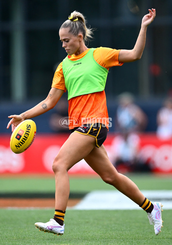 AFLW 2024 Second Semi Final - Hawthorn v Port Adelaide - A-55708607