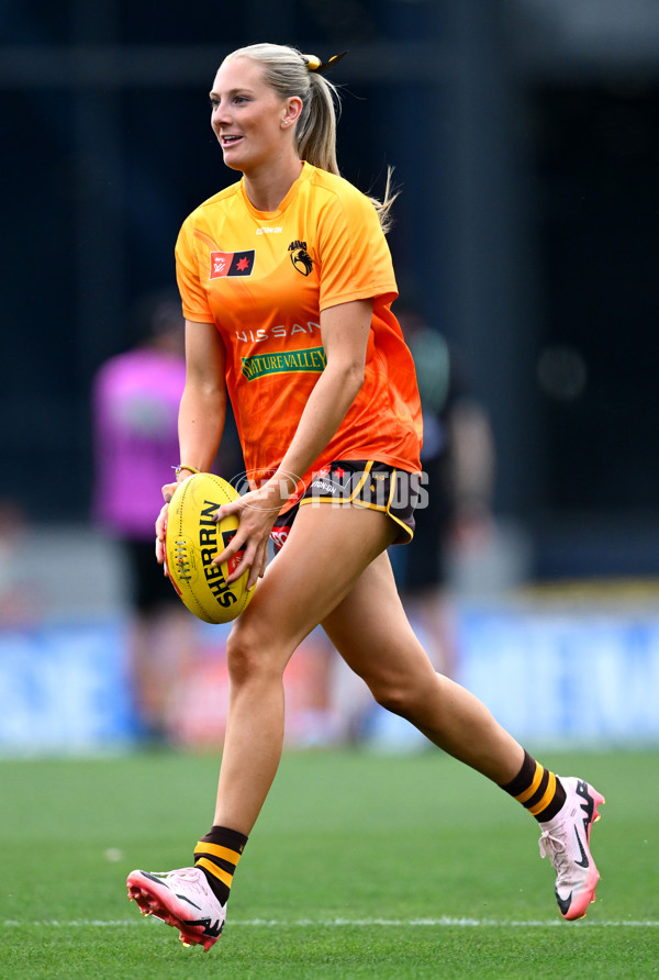 AFLW 2024 Second Semi Final - Hawthorn v Port Adelaide - A-55708608