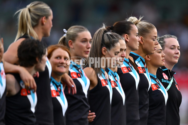 AFLW 2024 Second Semi Final - Hawthorn v Port Adelaide - A-55708622