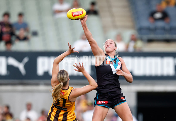 AFLW 2024 Second Semi Final - Hawthorn v Port Adelaide - A-55708630