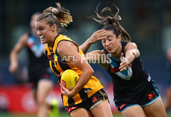 AFLW 2024 Second Semi Final - Hawthorn v Port Adelaide - A-55708656