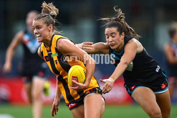 AFLW 2024 Second Semi Final - Hawthorn v Port Adelaide - A-55708657