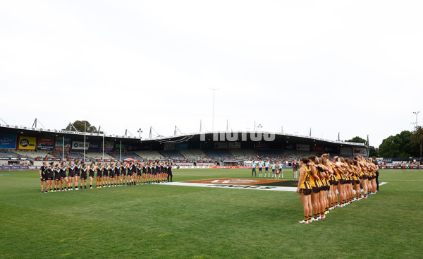 AFLW 2024 Second Semi Final - Hawthorn v Port Adelaide - A-55708658