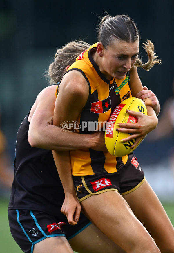 AFLW 2024 Second Semi Final - Hawthorn v Port Adelaide - A-55708664