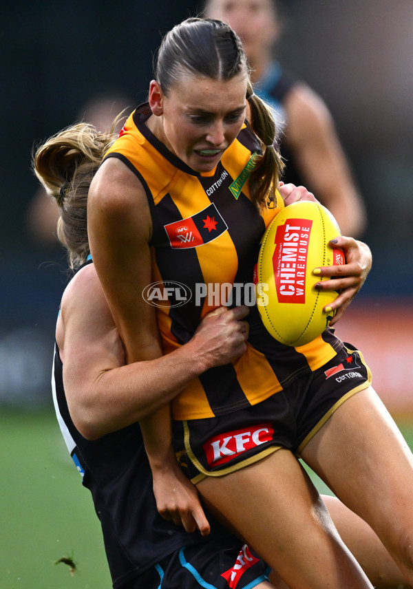 AFLW 2024 Second Semi Final - Hawthorn v Port Adelaide - A-55708665