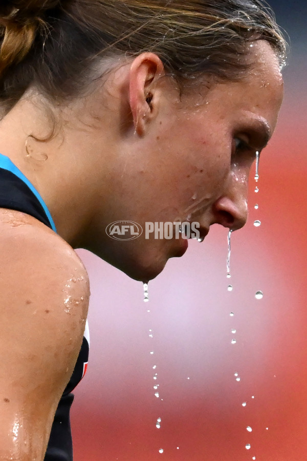 AFLW 2024 Second Semi Final - Hawthorn v Port Adelaide - A-55708669