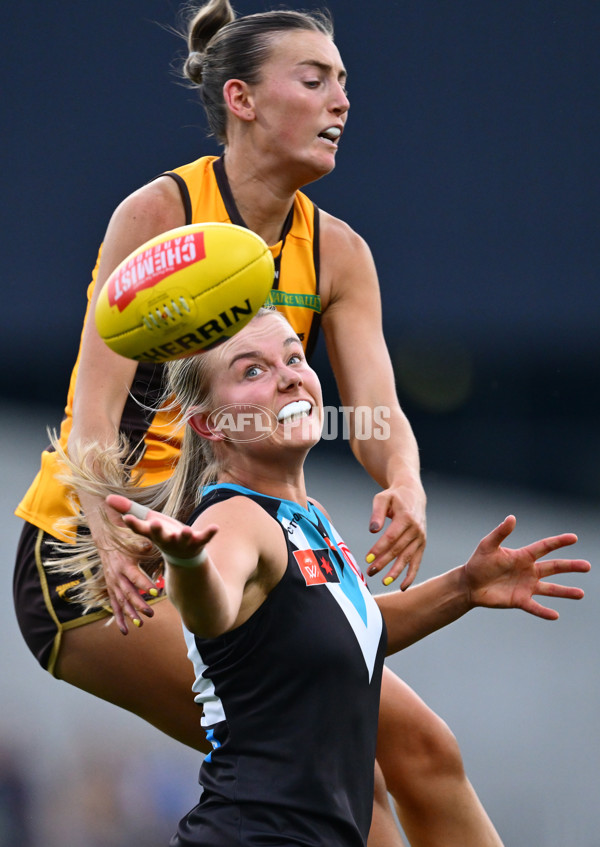 AFLW 2024 Second Semi Final - Hawthorn v Port Adelaide - A-55710006