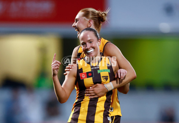 AFLW 2024 Second Semi Final - Hawthorn v Port Adelaide - A-55710046