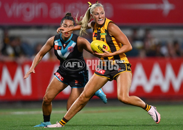 AFLW 2024 Second Semi Final - Hawthorn v Port Adelaide - A-55710060