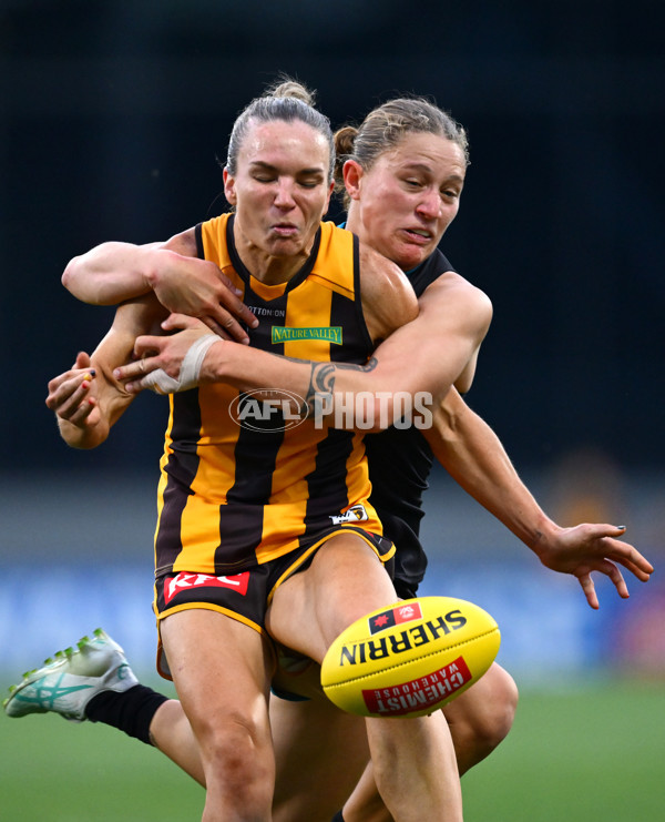 AFLW 2024 Second Semi Final - Hawthorn v Port Adelaide - A-55710061