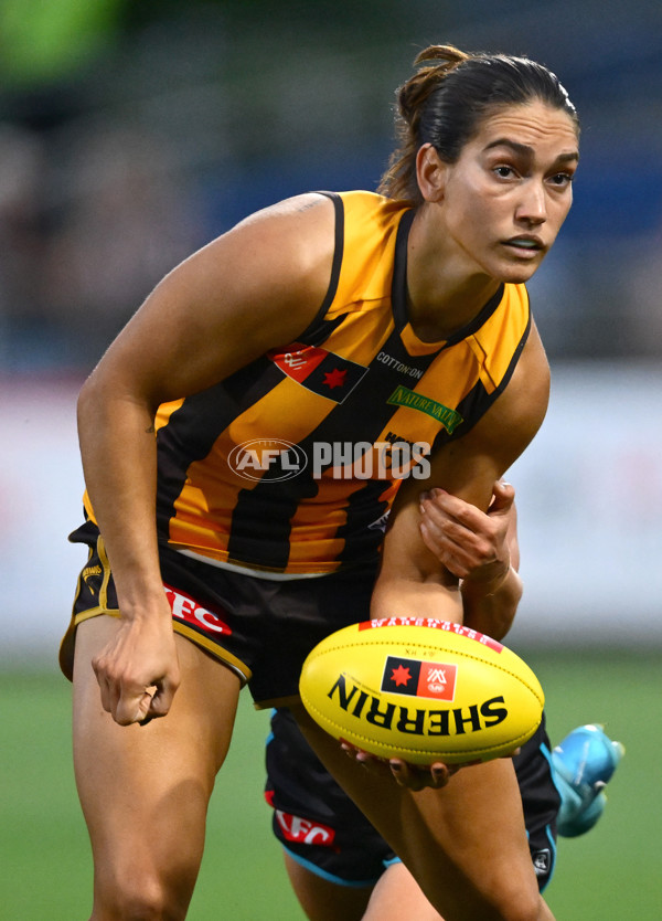 AFLW 2024 Second Semi Final - Hawthorn v Port Adelaide - A-55710072