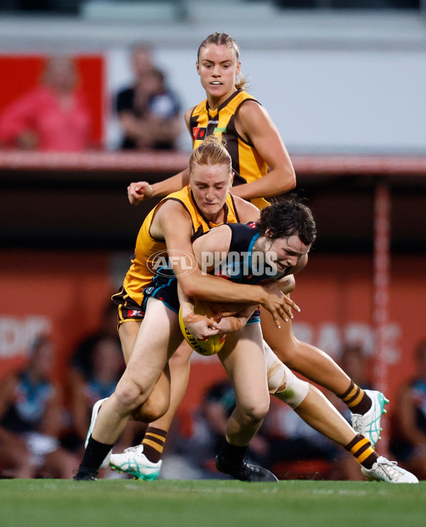 AFLW 2024 Second Semi Final - Hawthorn v Port Adelaide - A-55711097