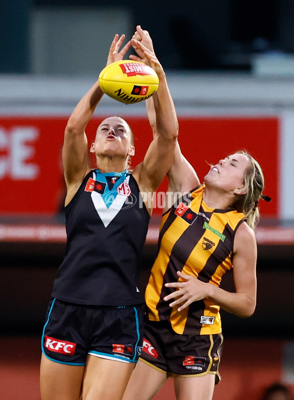 AFLW 2024 Second Semi Final - Hawthorn v Port Adelaide - A-55711101