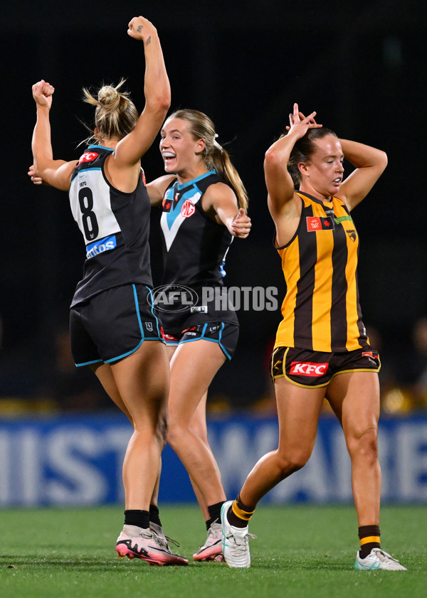 AFLW 2024 Second Semi Final - Hawthorn v Port Adelaide - A-55711182