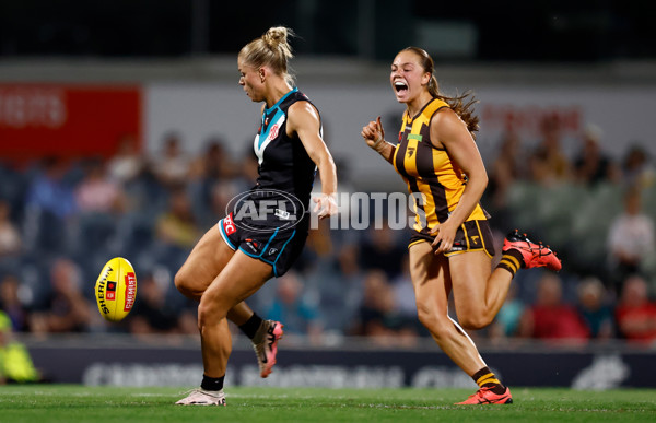 AFLW 2024 Second Semi Final - Hawthorn v Port Adelaide - A-55712519