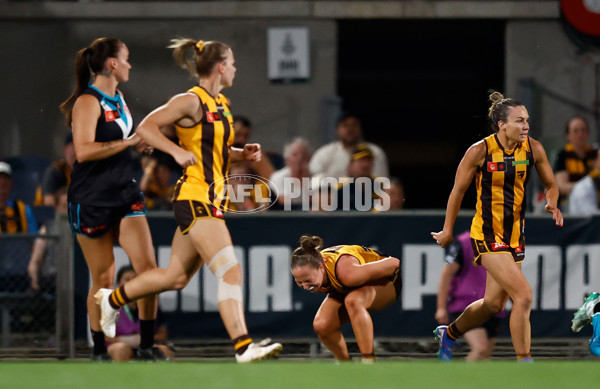 AFLW 2024 Second Semi Final - Hawthorn v Port Adelaide - A-55712524