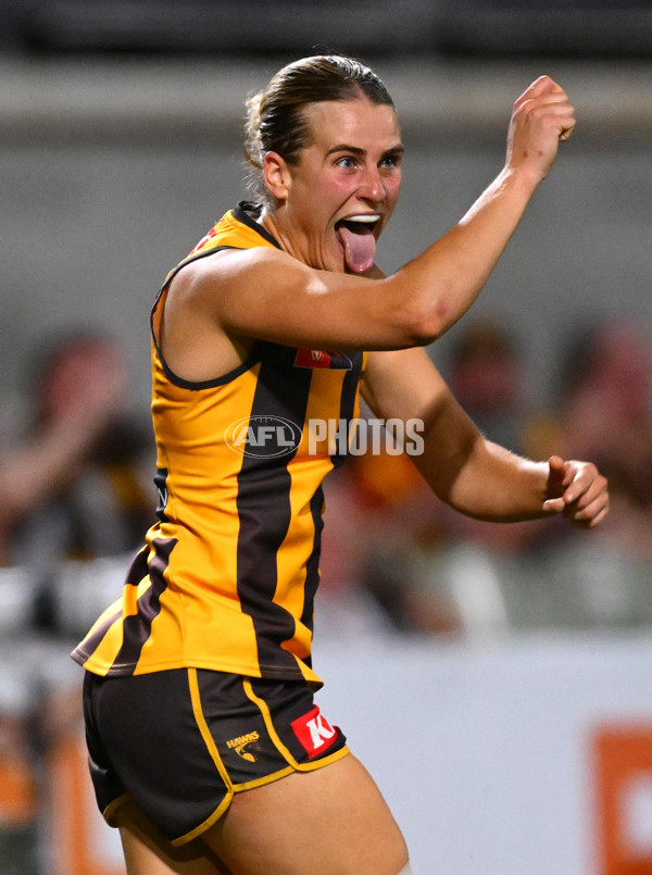 AFLW 2024 Second Semi Final - Hawthorn v Port Adelaide - A-55712526