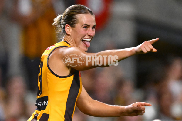 AFLW 2024 Second Semi Final - Hawthorn v Port Adelaide - A-55712527