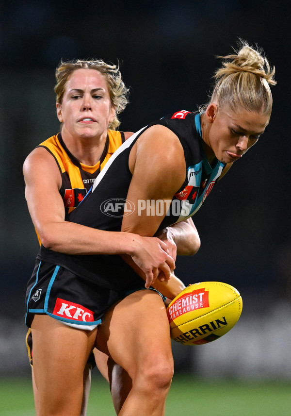 AFLW 2024 Second Semi Final - Hawthorn v Port Adelaide - A-55712543