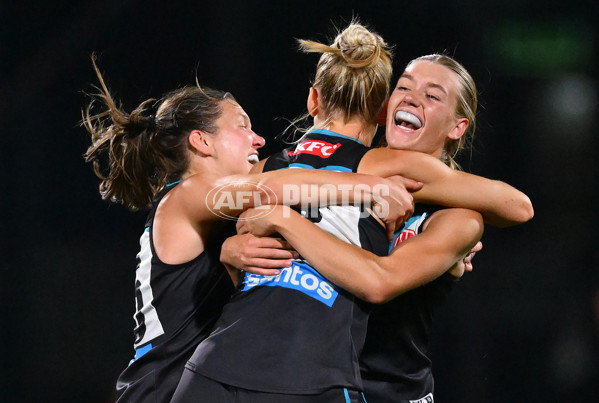 AFLW 2024 Second Semi Final - Hawthorn v Port Adelaide - A-55712564