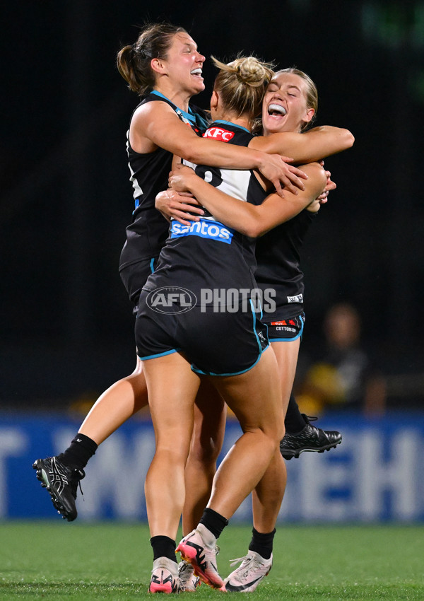 AFLW 2024 Second Semi Final - Hawthorn v Port Adelaide - A-55712565