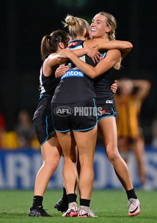 AFLW 2024 Second Semi Final - Hawthorn v Port Adelaide - A-55712572