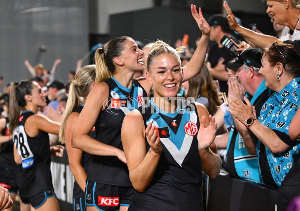 AFLW 2024 Second Semi Final - Hawthorn v Port Adelaide - A-55712586