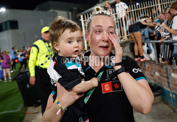 AFLW 2024 Second Semi Final - Hawthorn v Port Adelaide - A-55714254