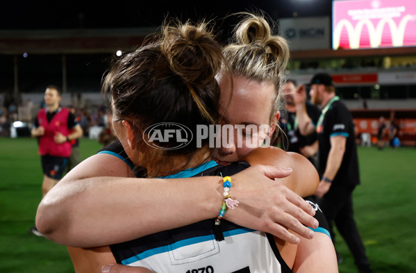 AFLW 2024 Second Semi Final - Hawthorn v Port Adelaide - A-55714288