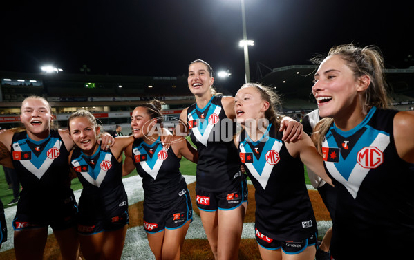 AFLW 2024 Second Semi Final - Hawthorn v Port Adelaide - A-55714291