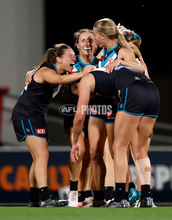 AFLW 2024 Second Semi Final - Hawthorn v Port Adelaide - A-55714315