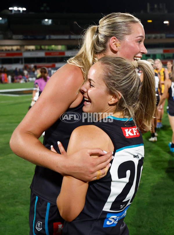 AFLW 2024 Second Semi Final - Hawthorn v Port Adelaide - A-55714318