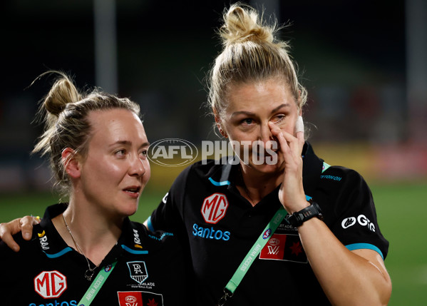 AFLW 2024 Second Semi Final - Hawthorn v Port Adelaide - A-55715058