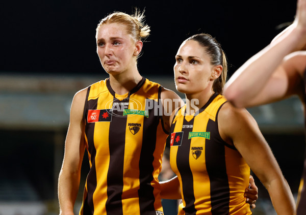 AFLW 2024 Second Semi Final - Hawthorn v Port Adelaide - A-55715093