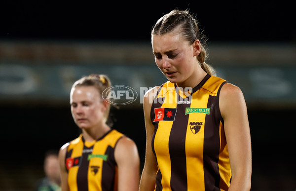 AFLW 2024 Second Semi Final - Hawthorn v Port Adelaide - A-55715096