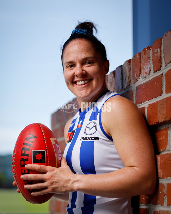 AFLW 2024 Training - North Melbourne 221124 - A-55746385