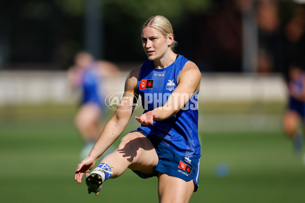 AFLW 2024 Training - North Melbourne 221124 - A-55746439