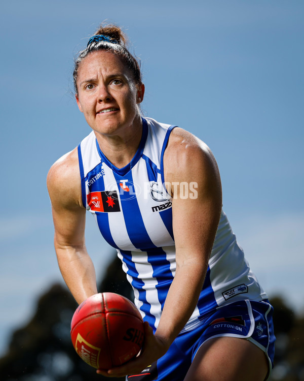 AFLW 2024 Training - North Melbourne 221124 - A-55746692