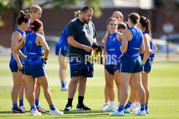 AFLW 2024 Training - North Melbourne 221124 - A-55748792