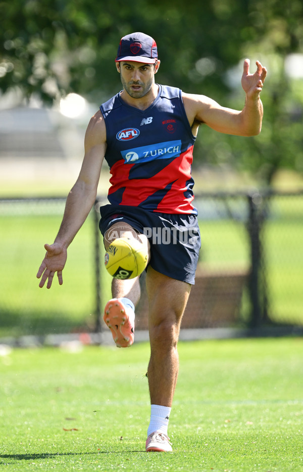 AFL 2024 Training - Melbourne 221124 - A-55751444