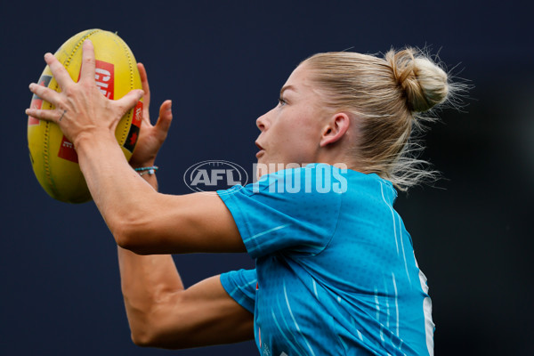 AFLW 2024 First Preliminary Final - North Melbourne v Port Adelaide - A-55754810