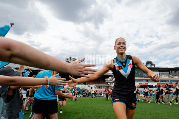 AFLW 2024 First Preliminary Final - North Melbourne v Port Adelaide - A-55757397