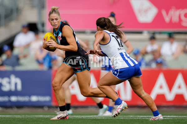 AFLW 2024 First Preliminary Final - North Melbourne v Port Adelaide - A-55758932