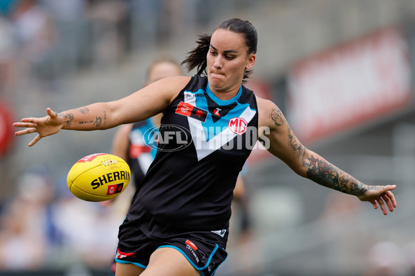 AFLW 2024 First Preliminary Final - North Melbourne v Port Adelaide - A-55761244