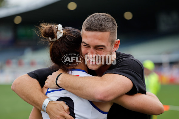 AFLW 2024 First Preliminary Final - North Melbourne v Port Adelaide - A-55761262