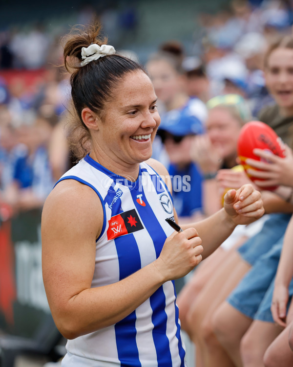 AFLW 2024 First Preliminary Final - North Melbourne v Port Adelaide - A-55761269