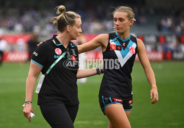 AFLW 2024 First Preliminary Final - North Melbourne v Port Adelaide - A-55762975