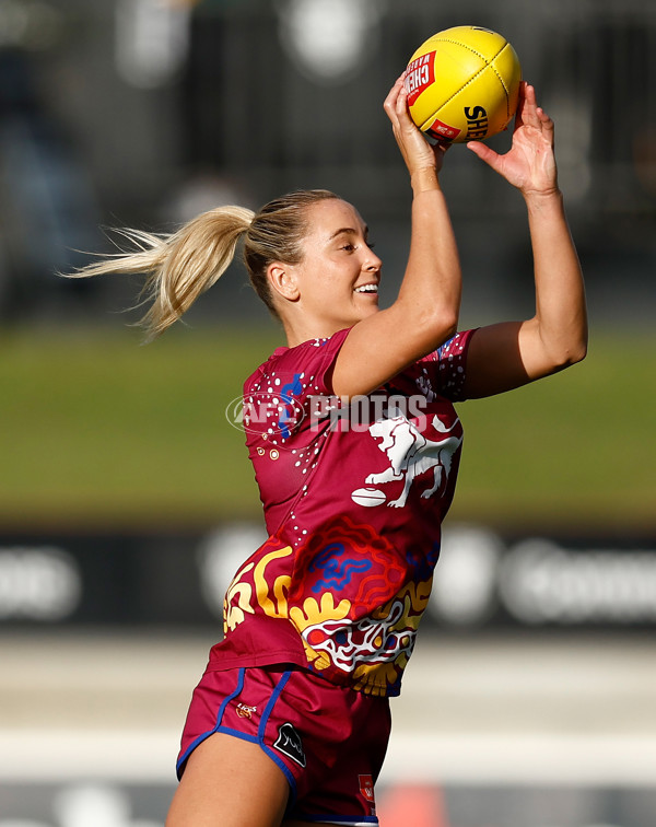 AFLW 2024 Second Preliminary Final - Brisbane v Adelaide - A-55762994