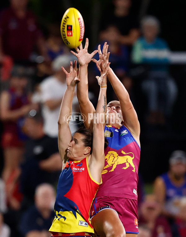 AFLW 2024 Second Preliminary Final - Brisbane v Adelaide - A-55763705